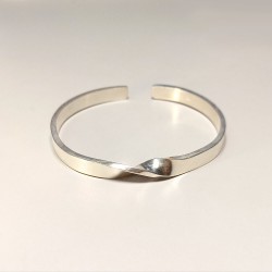 金工課程 純銀手環 (莫比烏斯)